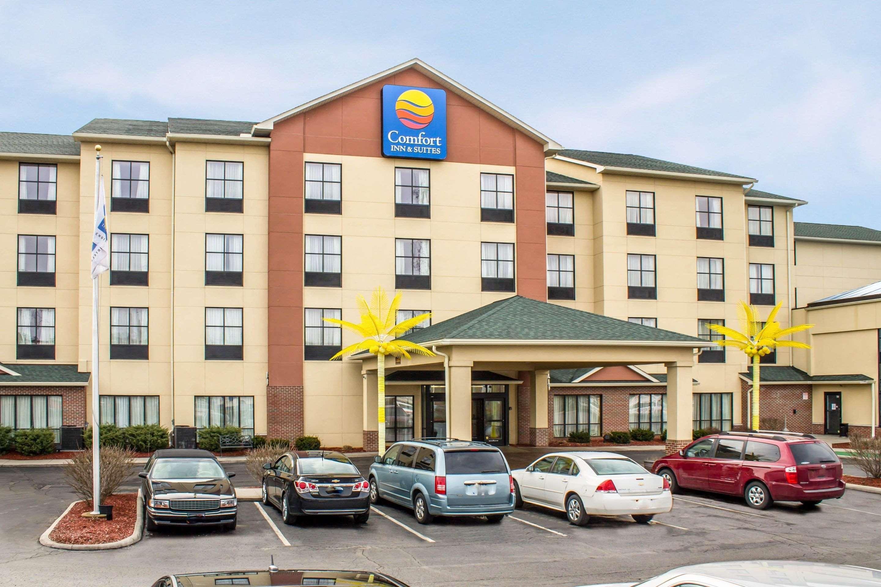 Comfort Inn & Suites Kent - University Area 外观 照片