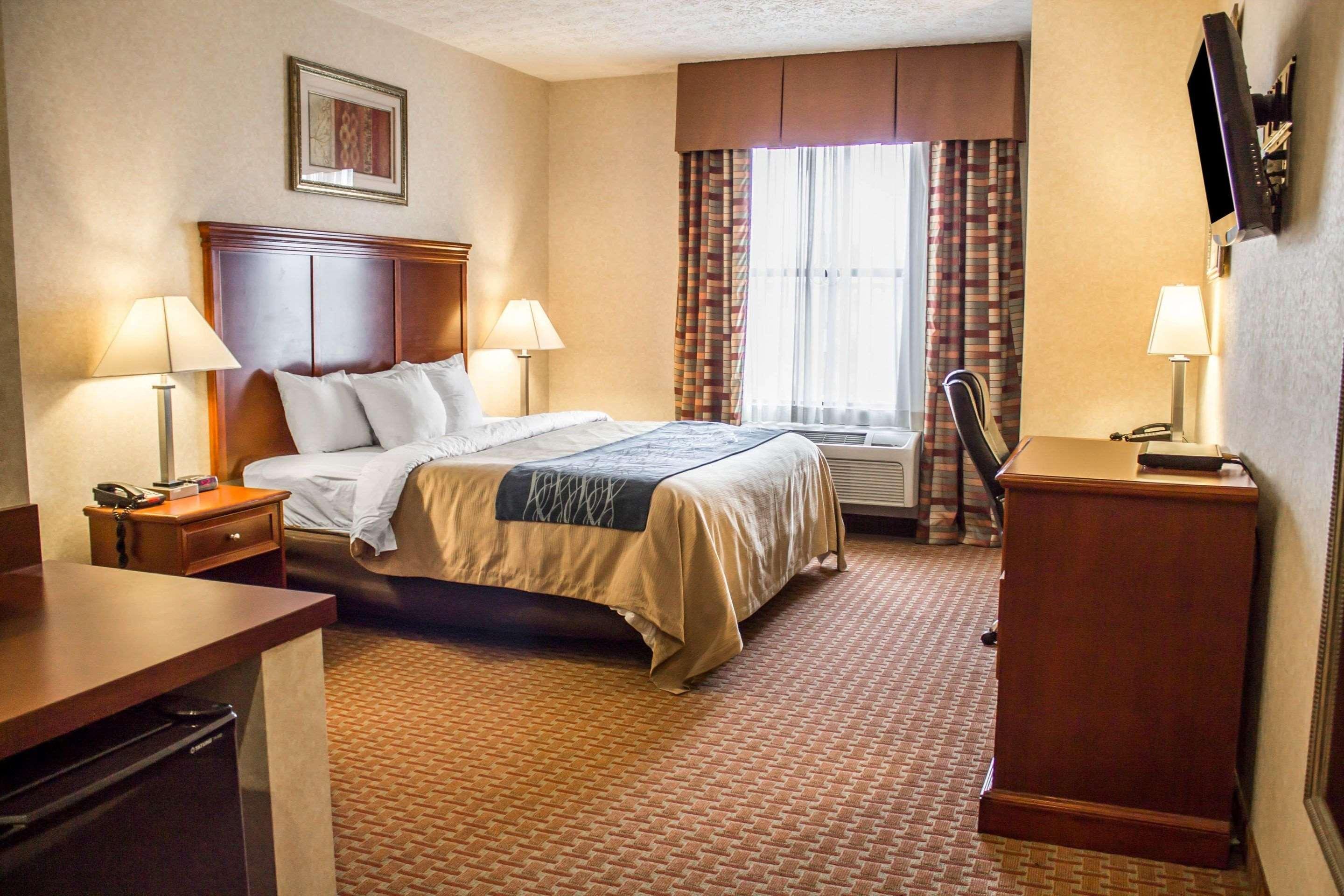 Comfort Inn & Suites Kent - University Area 外观 照片