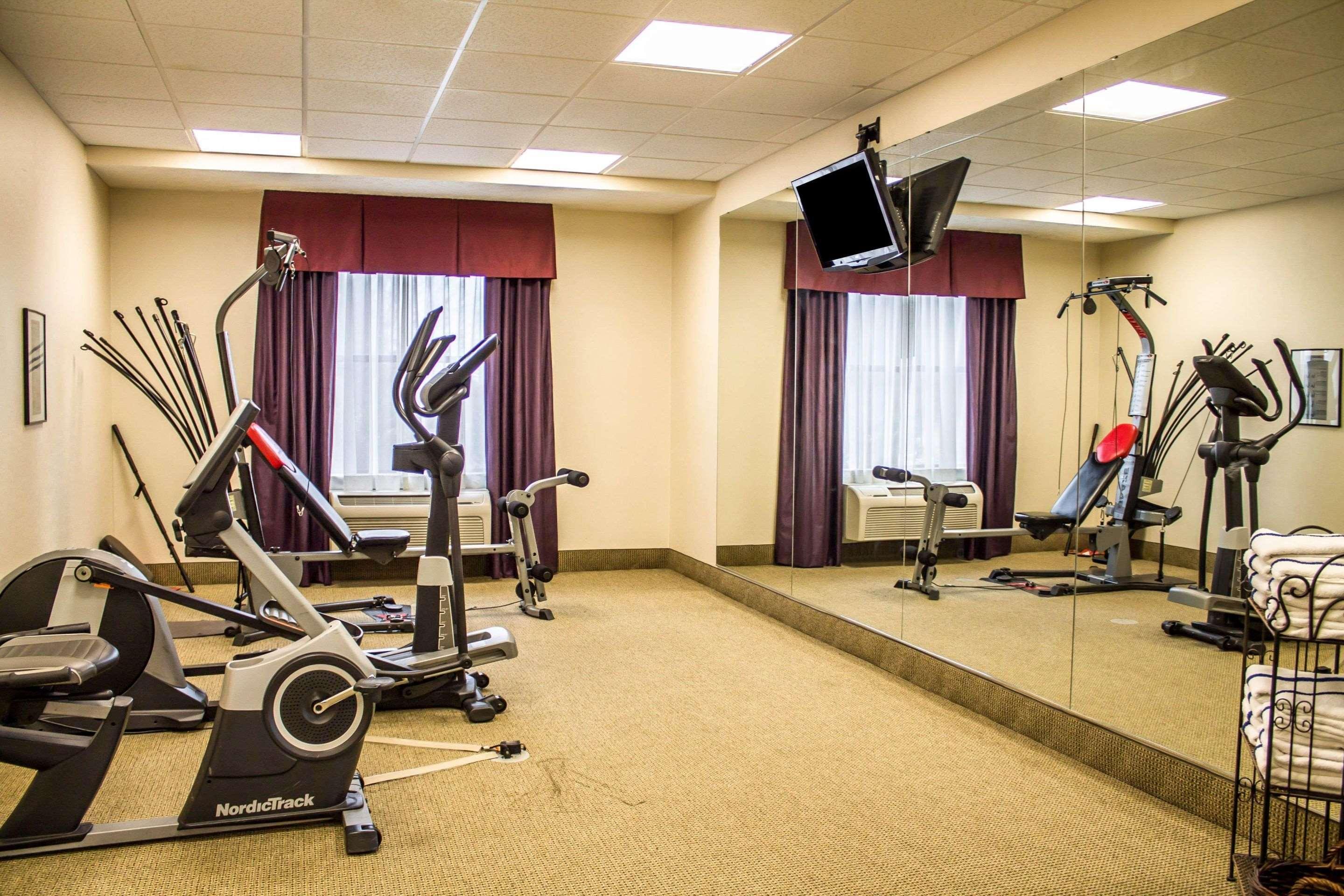 Comfort Inn & Suites Kent - University Area 外观 照片